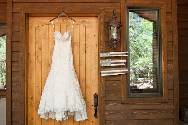 rustic-mountain-wedding