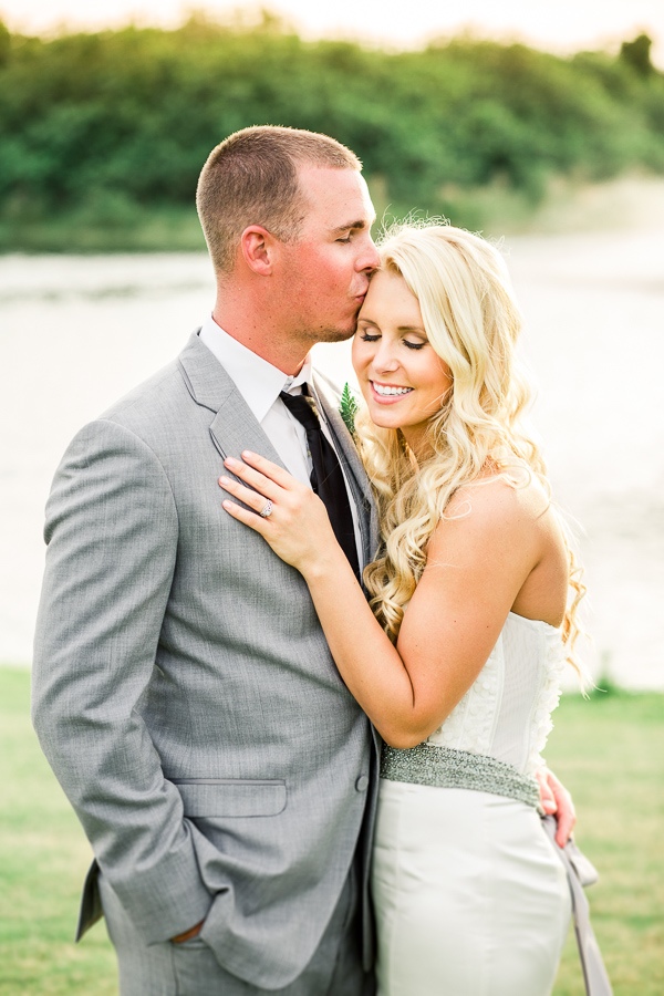 rustically-romantic-wedding