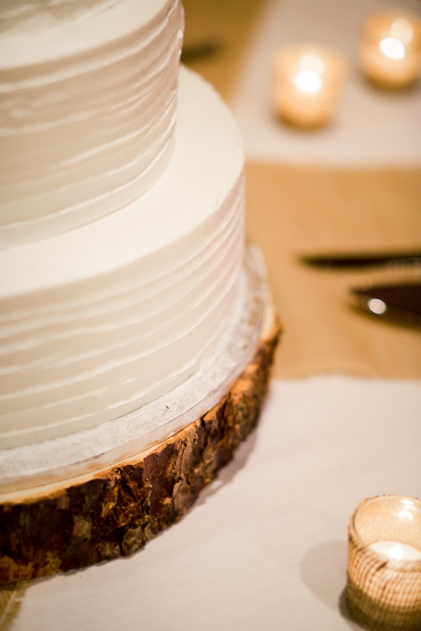 rustically-romantic-wedding