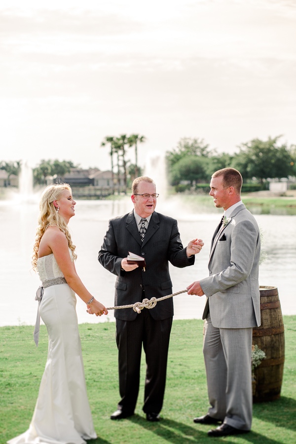rustically-romantic-wedding