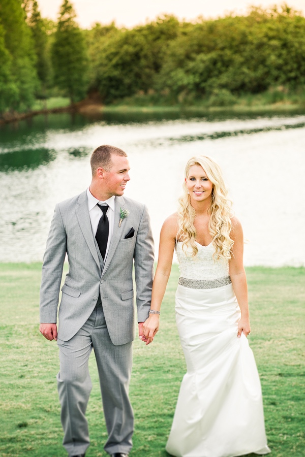 rustically-romantic-wedding