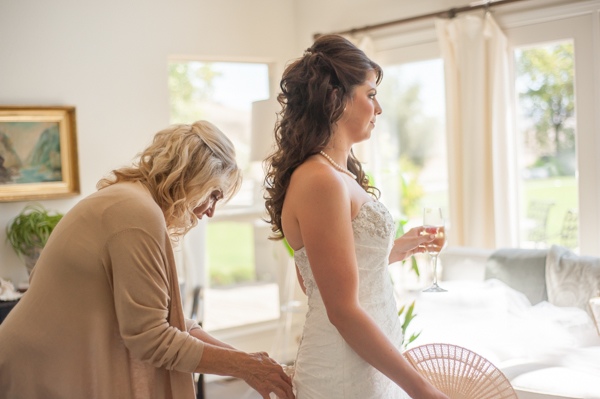shabby-chic-backyard-wedding