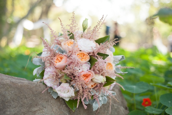 shabby-chic-backyard-wedding