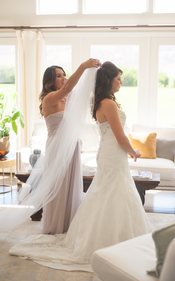 shabby-chic-backyard-wedding