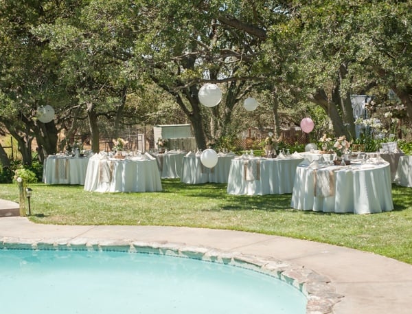 shabby-chic-backyard-wedding