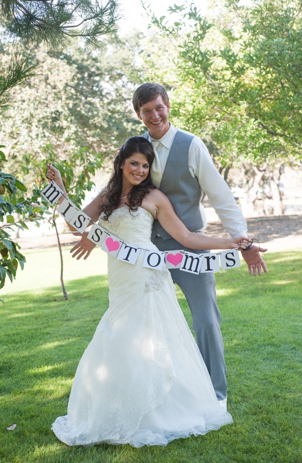 shabby-chic-backyard-wedding