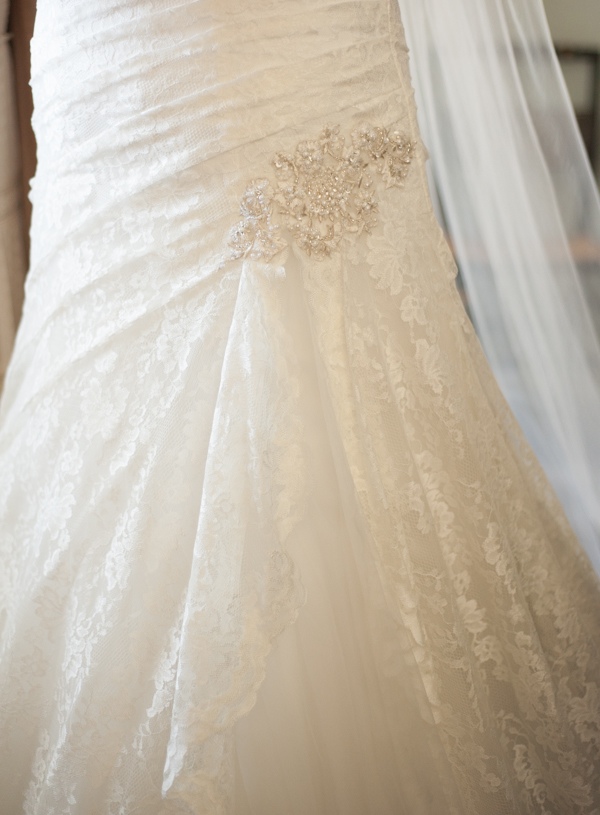 shabby-chic-backyard-wedding