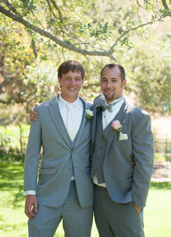 shabby-chic-backyard-wedding