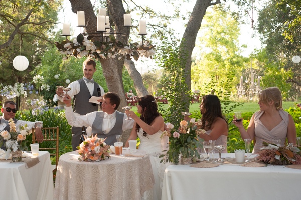 shabby-chic-backyard-wedding