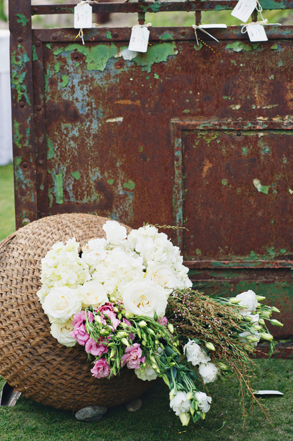 soft-and-romantic-wedding-at-st-regis