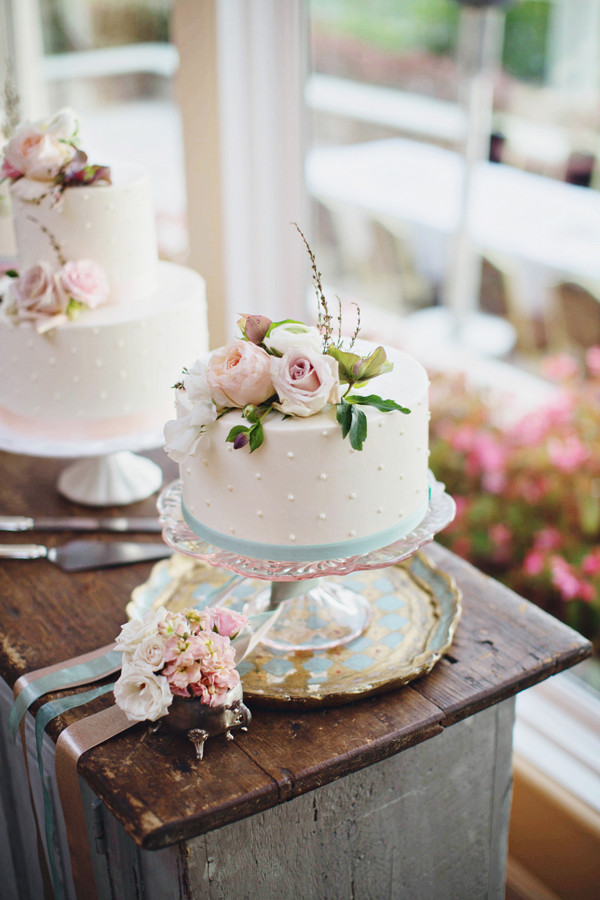 soft-and-romantic-wedding-at-st-regis