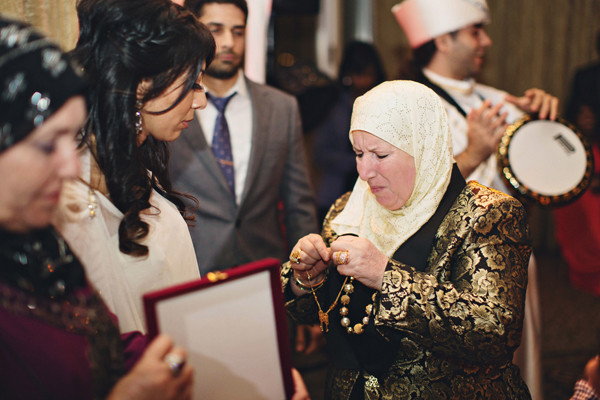 soft-and-romantic-wedding-at-st-regis