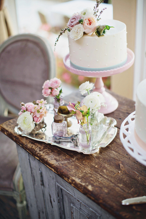 soft-and-romantic-wedding-at-st-regis
