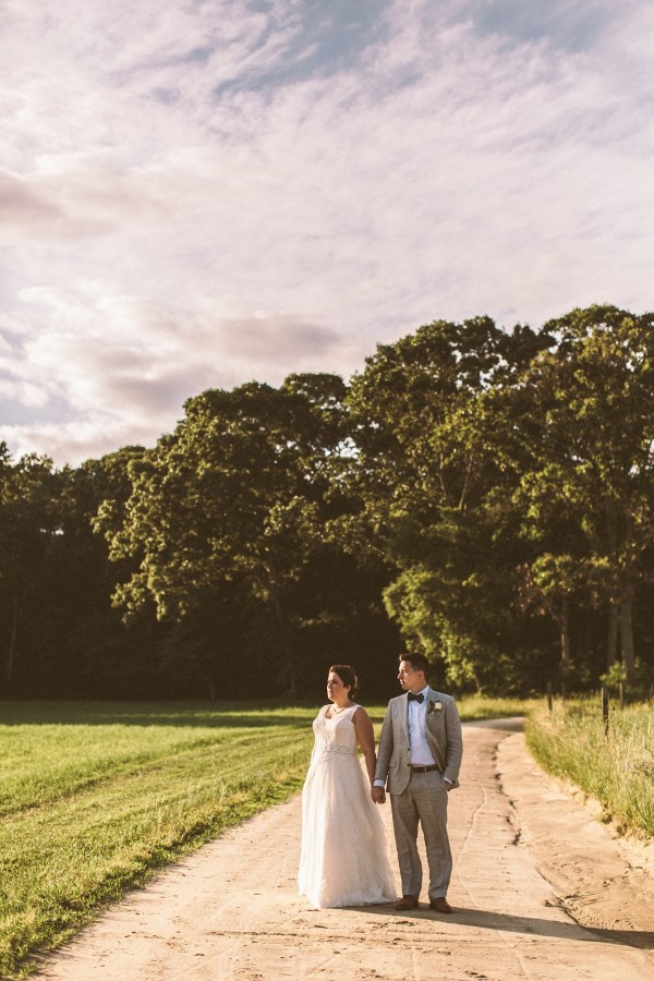 sweet-and-simple-backyard-wedding