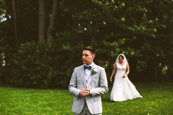 sweet-and-simple-backyard-wedding