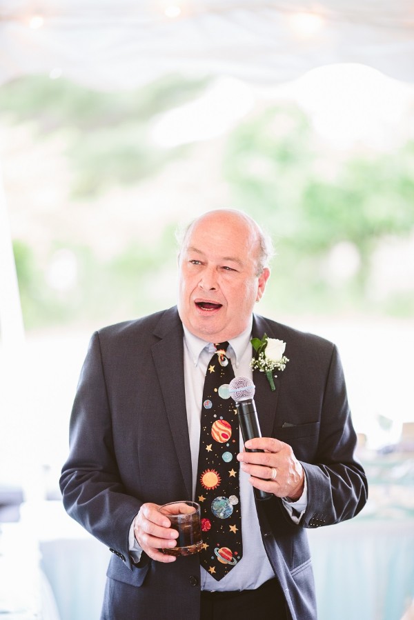 sweet-and-simple-backyard-wedding