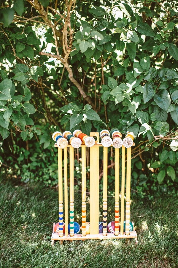 sweet-and-simple-backyard-wedding
