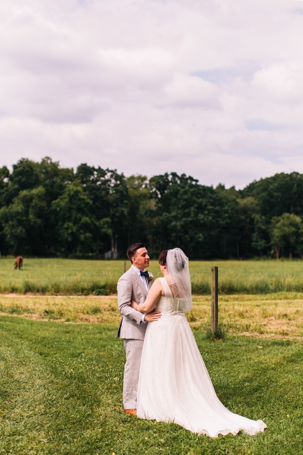 sweet-and-simple-backyard-wedding