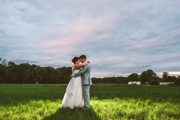 sweet-and-simple-backyard-wedding