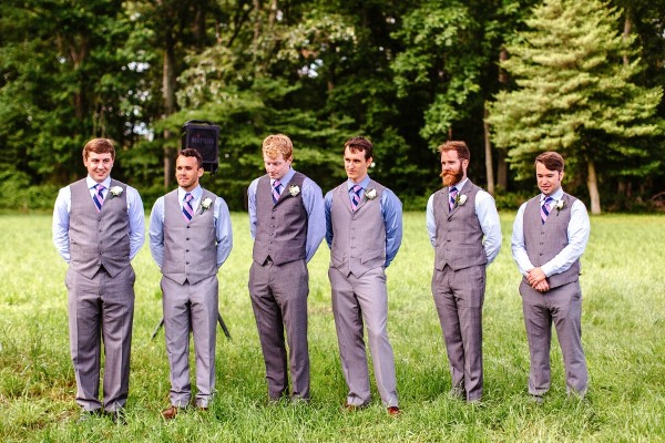 sweet-and-simple-backyard-wedding