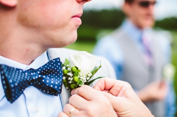 sweet-and-simple-backyard-wedding