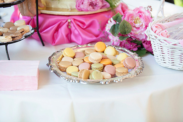 tea-party-inspired-wedding
