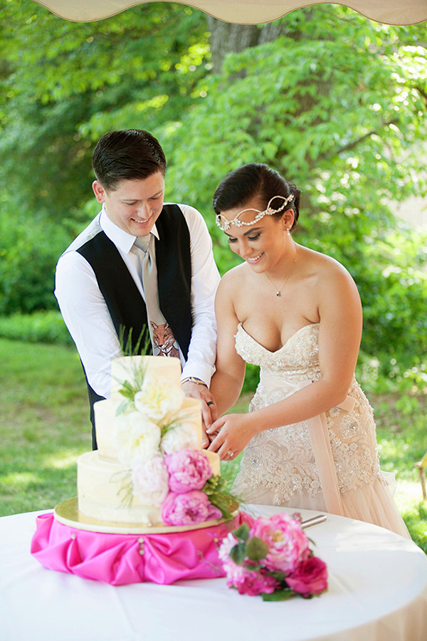 tea-party-inspired-wedding