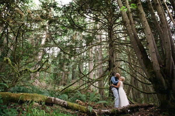 thoughtful-and-thrifty-woodland-wedding