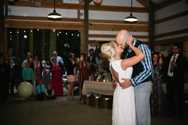thoughtful-and-thrifty-woodland-wedding