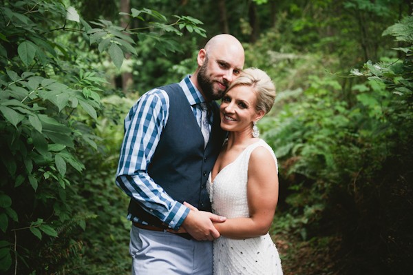 thoughtful-and-thrifty-woodland-wedding
