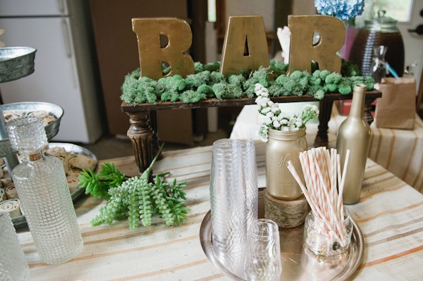 thoughtful-and-thrifty-woodland-wedding