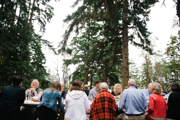thoughtful-and-thrifty-woodland-wedding