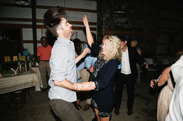 thoughtful-and-thrifty-woodland-wedding