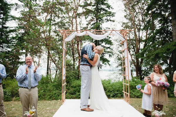 thoughtful-and-thrifty-woodland-wedding