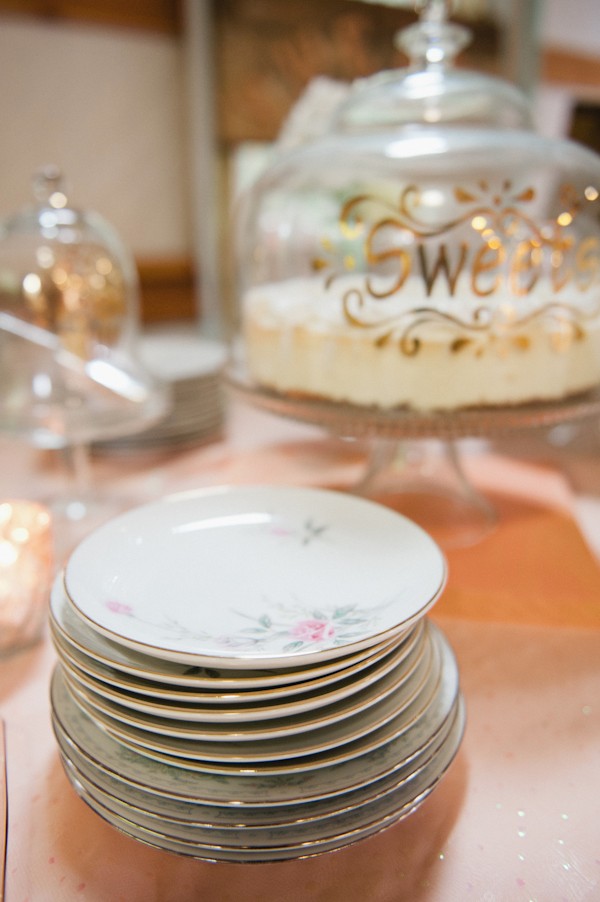 thoughtful-and-thrifty-woodland-wedding