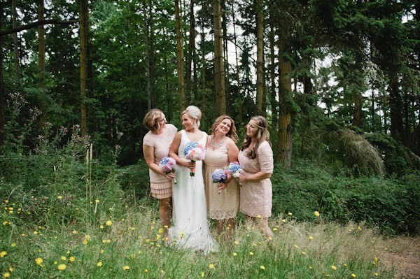 thoughtful-and-thrifty-woodland-wedding