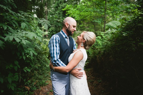 thoughtful-and-thrifty-woodland-wedding