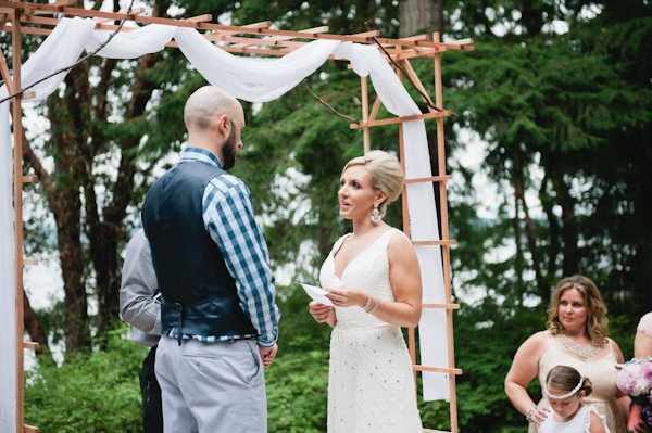 thoughtful-and-thrifty-woodland-wedding