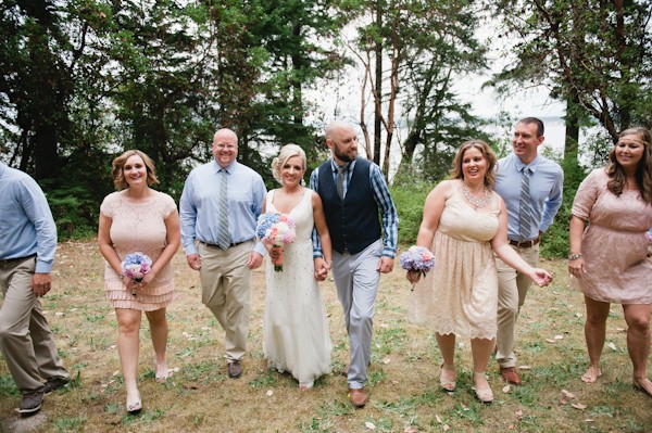 thoughtful-and-thrifty-woodland-wedding