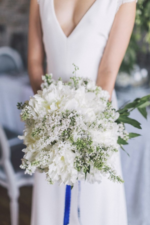 white-black-and-blue-chic-wedding