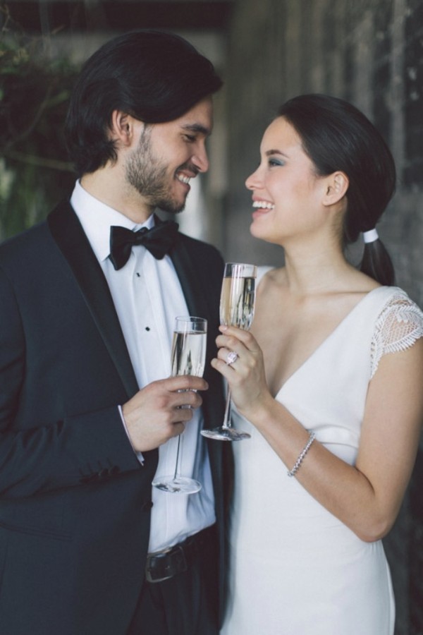 white-black-and-blue-chic-wedding