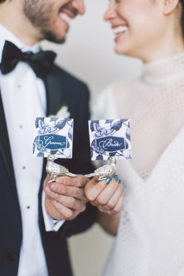 white-black-and-blue-chic-wedding