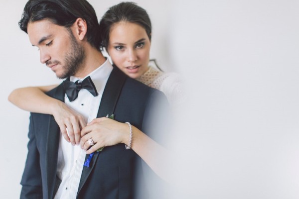 white-black-and-blue-chic-wedding