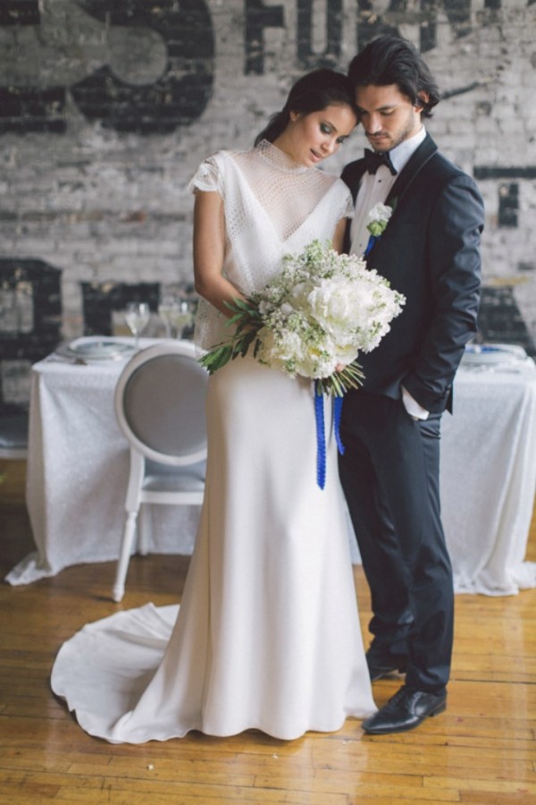 white-black-and-blue-chic-wedding