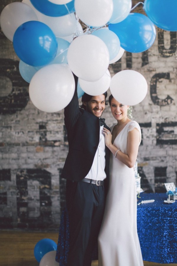 white-black-and-blue-chic-wedding