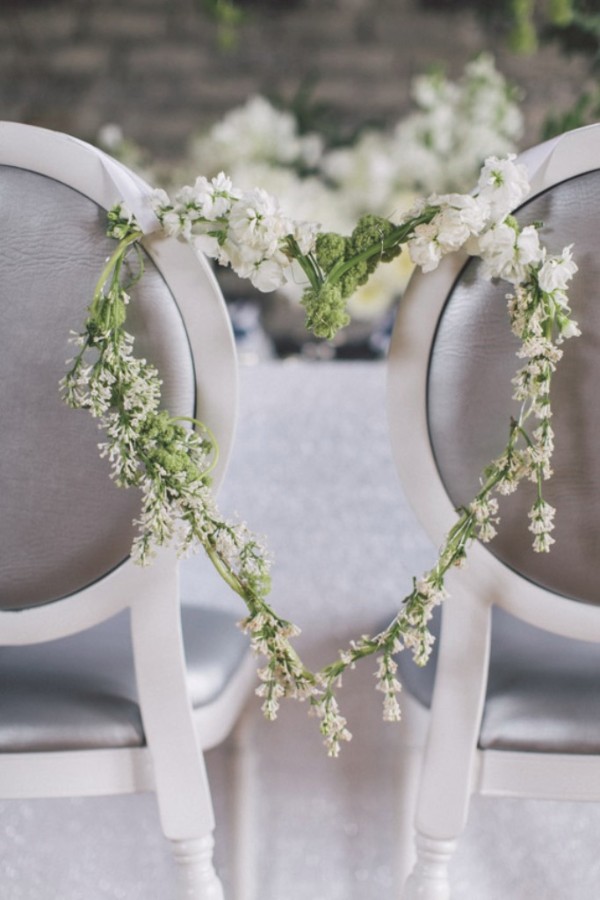 white-black-and-blue-chic-wedding