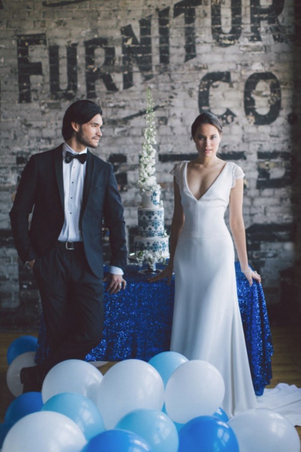white-black-and-blue-chic-wedding