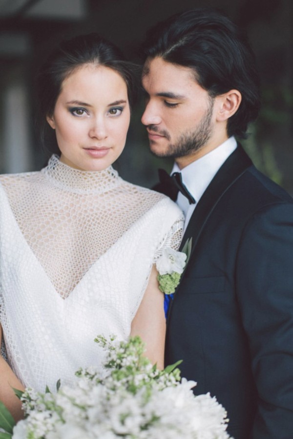 white-black-and-blue-chic-wedding