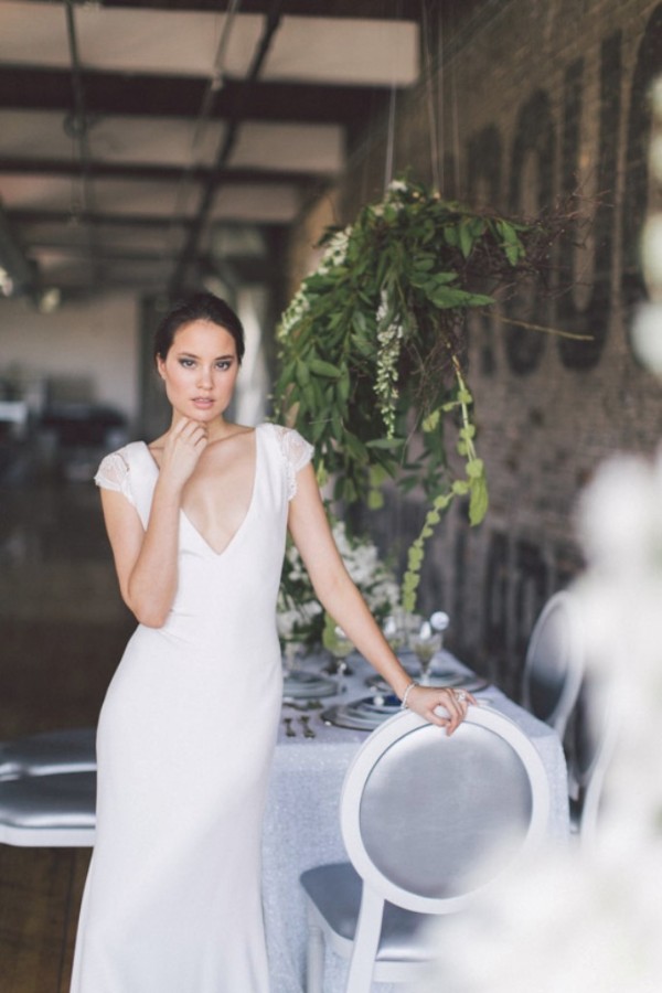 white-black-and-blue-chic-wedding