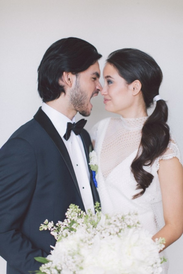white-black-and-blue-chic-wedding